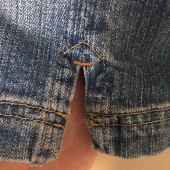 Shorts - Picture 3 of 4